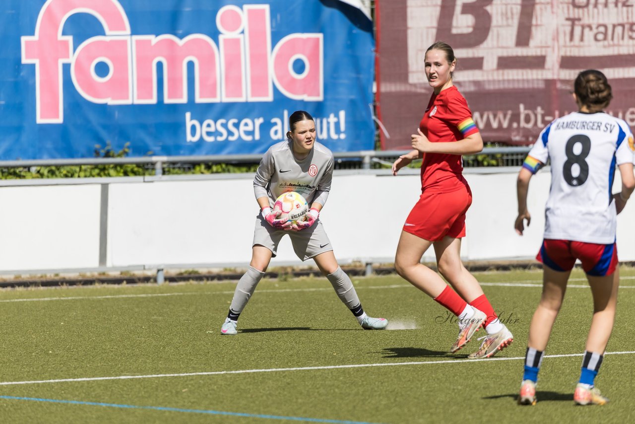 Bild 137 - wBJ Lotto Pokal Finale  Eimsbuetteler TV - Hamburger SV : Ergebnis: 0:3